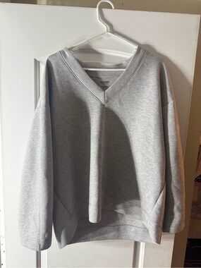 Old Navy Heather Gray V-Neck Pullover Sweatshirt